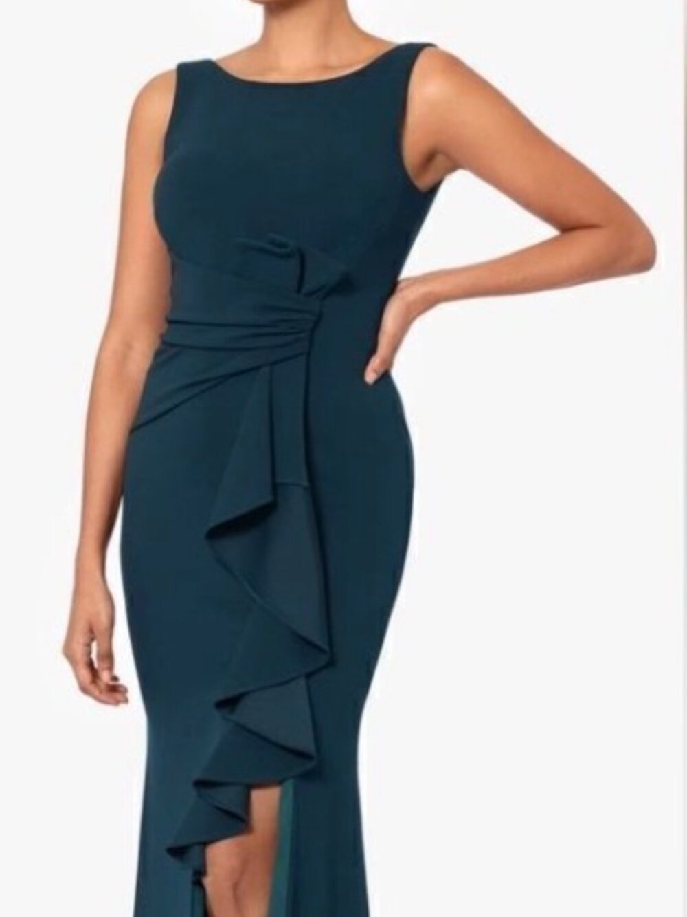 NWT Betsy & Adam "Christine" Scuba Crepe Ruffled Gown in Pine Green. Size 8
